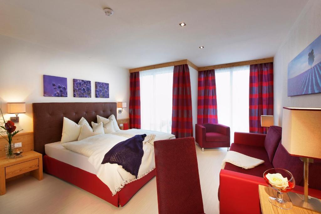 Hotel Amaten Brunico Quarto foto